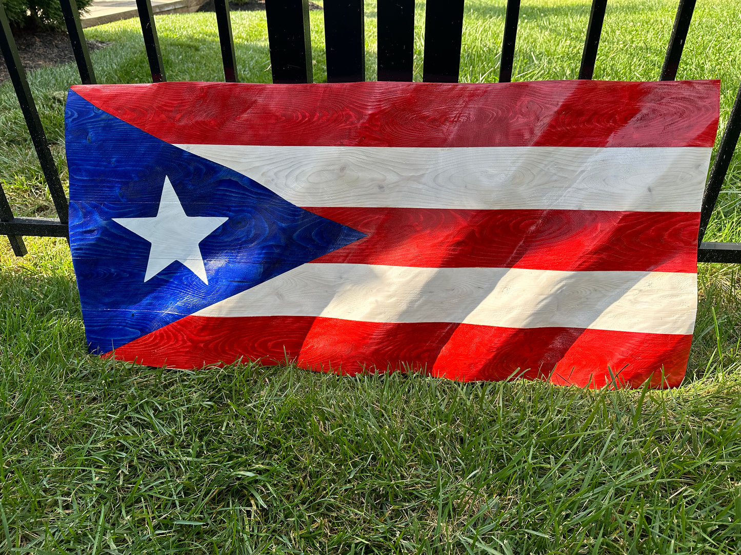 36” Wavy Puerto Rican Flag - Vibrant Outdoor Decor"