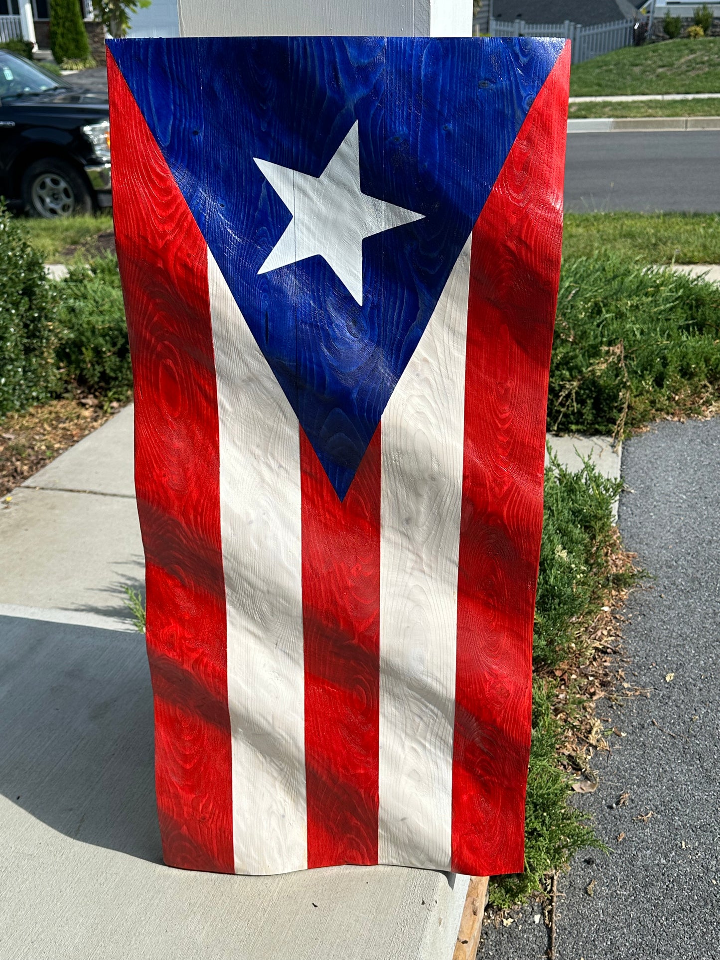 36” Wavy Puerto Rican Flag - Vibrant Outdoor Decor"